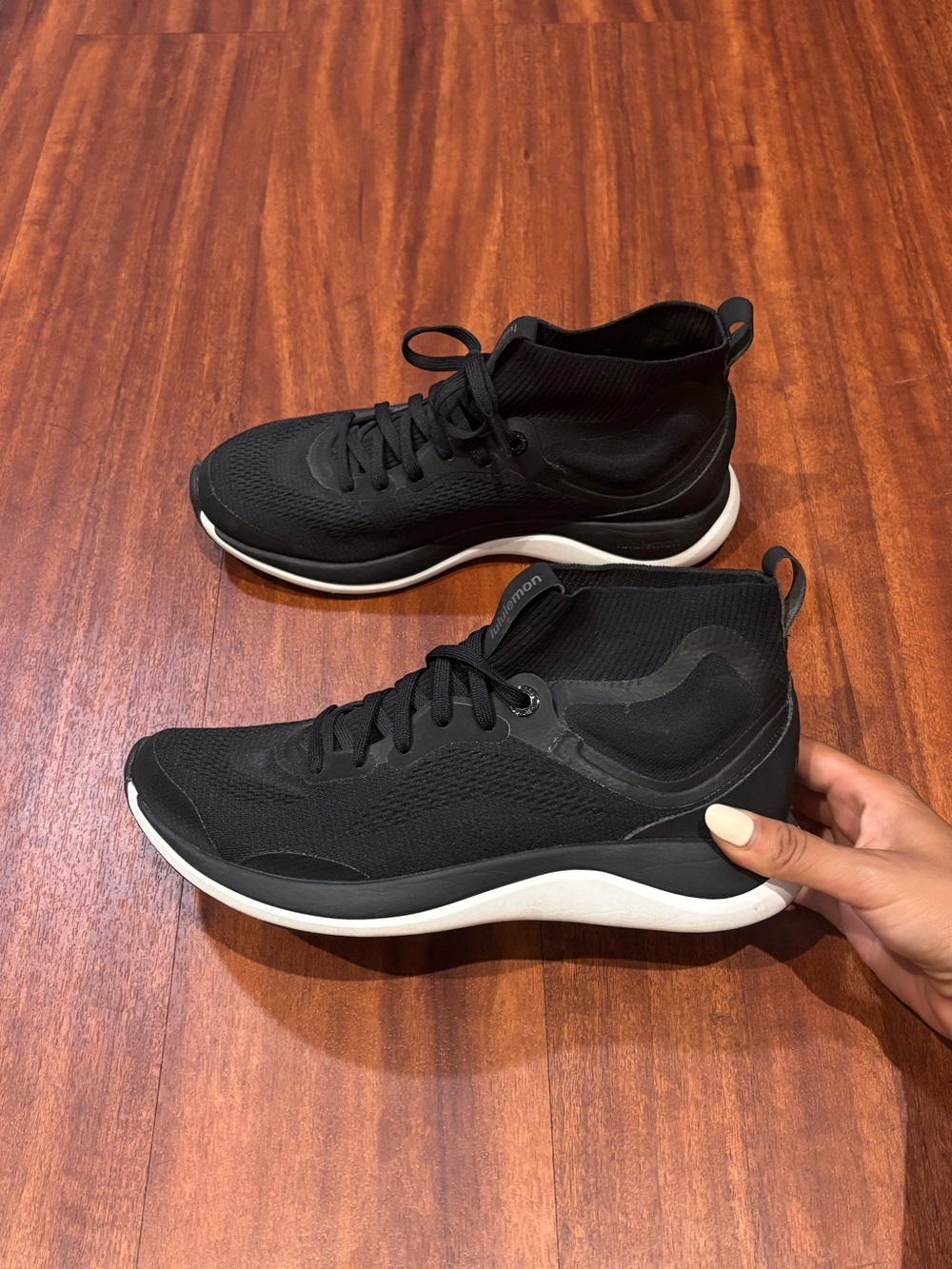 Lululemon Chargefeel Mid Workout Shoes